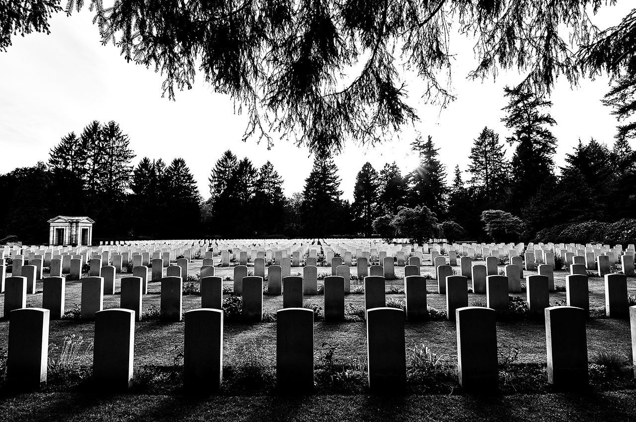 Tombstone memorials